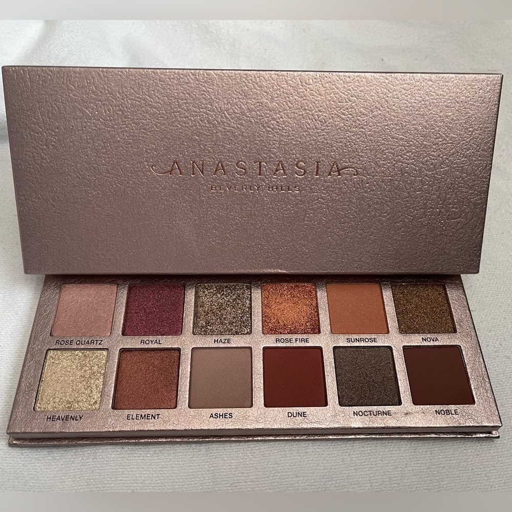 Anastasia Beverly Hills: Rose Metals Eyeshadow Palette